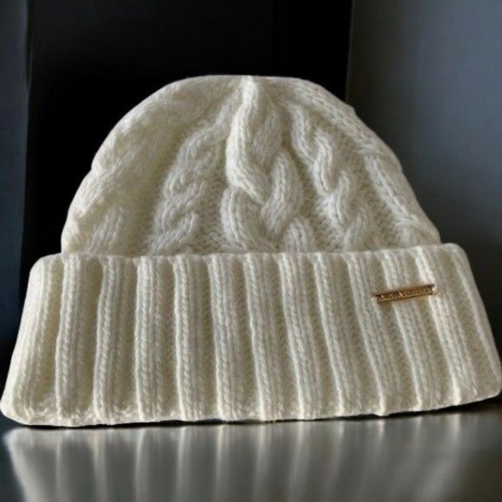 Michael Kors women's cable knit cuffed beanie hat in a cream color one size